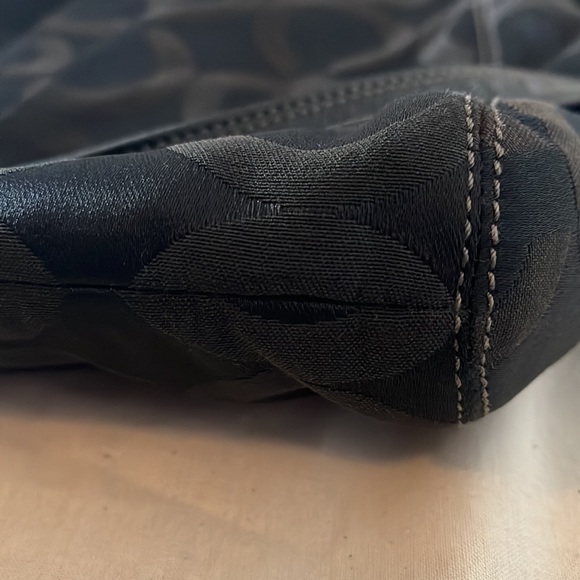 Coach Shoulder Crossbody Bag - Picture 9 of 12